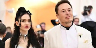 How does  216 billion owner Elon Musk live?