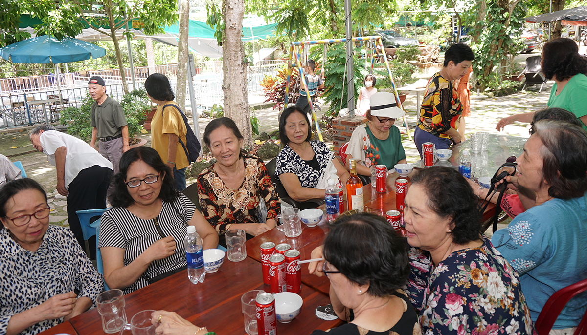 2022 May 22 Họp mặt thân hữu Dược Khoa tại Trảng Bom