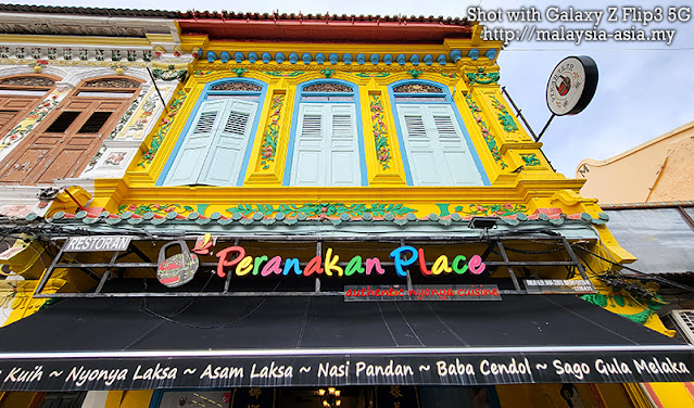 Melaka Peranaka Place Cafe