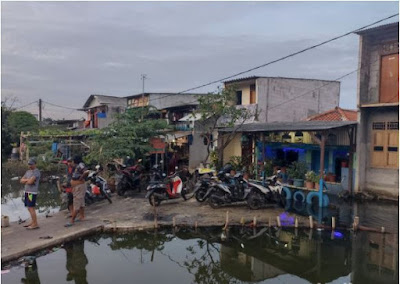 Banjir di tegal alur jakbar mulai surut, 3 rt masih tergenang