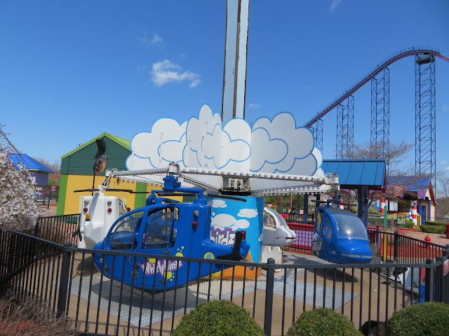 Whirlybirdz Helicopter Ride Vehicles Six Flags New England