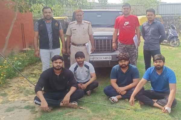 crime-branch-nit-faridabad-arrested-5-accused-news