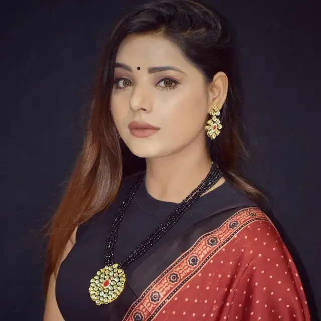 अनुष्का श्रीवास्तव Pictures 3