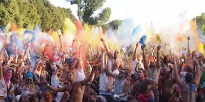 Holi festival in Nepal: भारत से सटे नेपाल भी होली मनाने के मामले में किसी अन्य देशों से पीछे नहीं है।