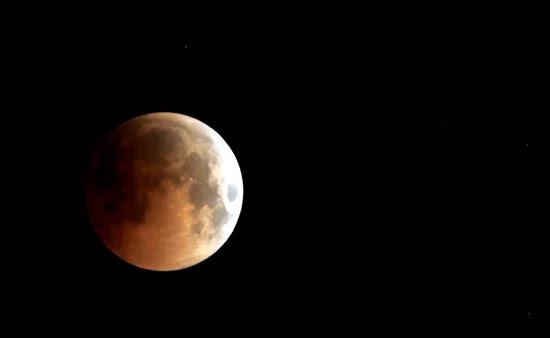  Eclipse lunar mais longo do século será visível no Brasil