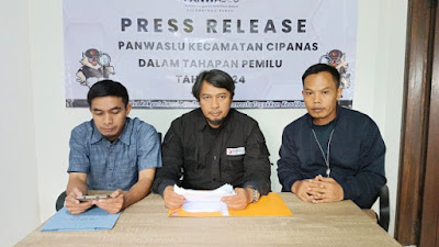 Panwascam Cipanas Laporkan Hasil Pengawasan Pemilu 2024