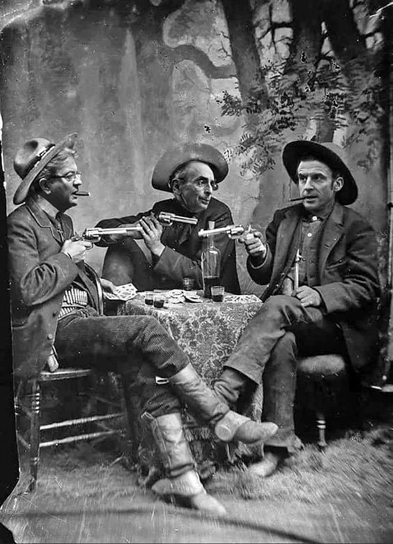 Méluche, Olive et Manu, le con, la pute et le mécréant