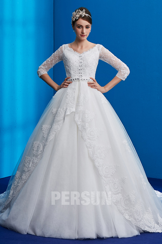 Robe de mariée princesse embellie de paillettes