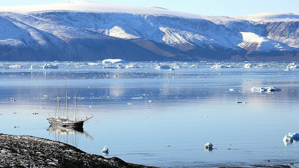 [SCI-TECH] Le Groenland enregistre des températures 20 à 30 degrés supérieures à la moyenne