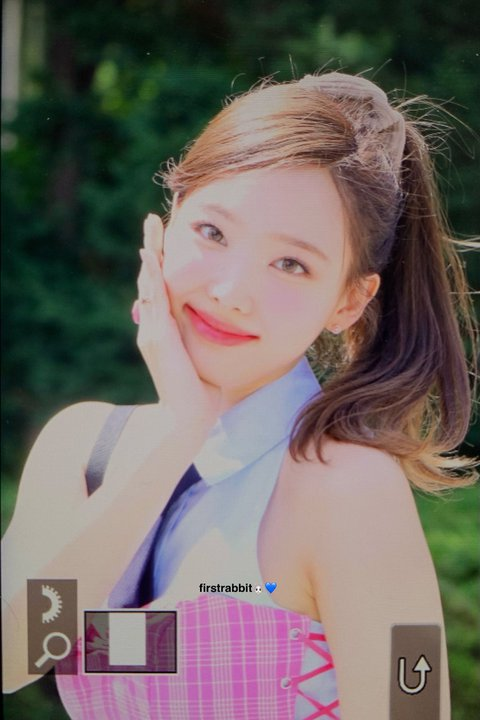 enter-talk NAYEON'S PREVIEW PICS TODAY.