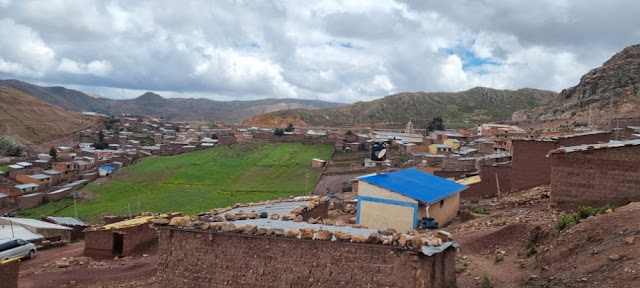 Ocuri Bolivien auf 4000 Meter