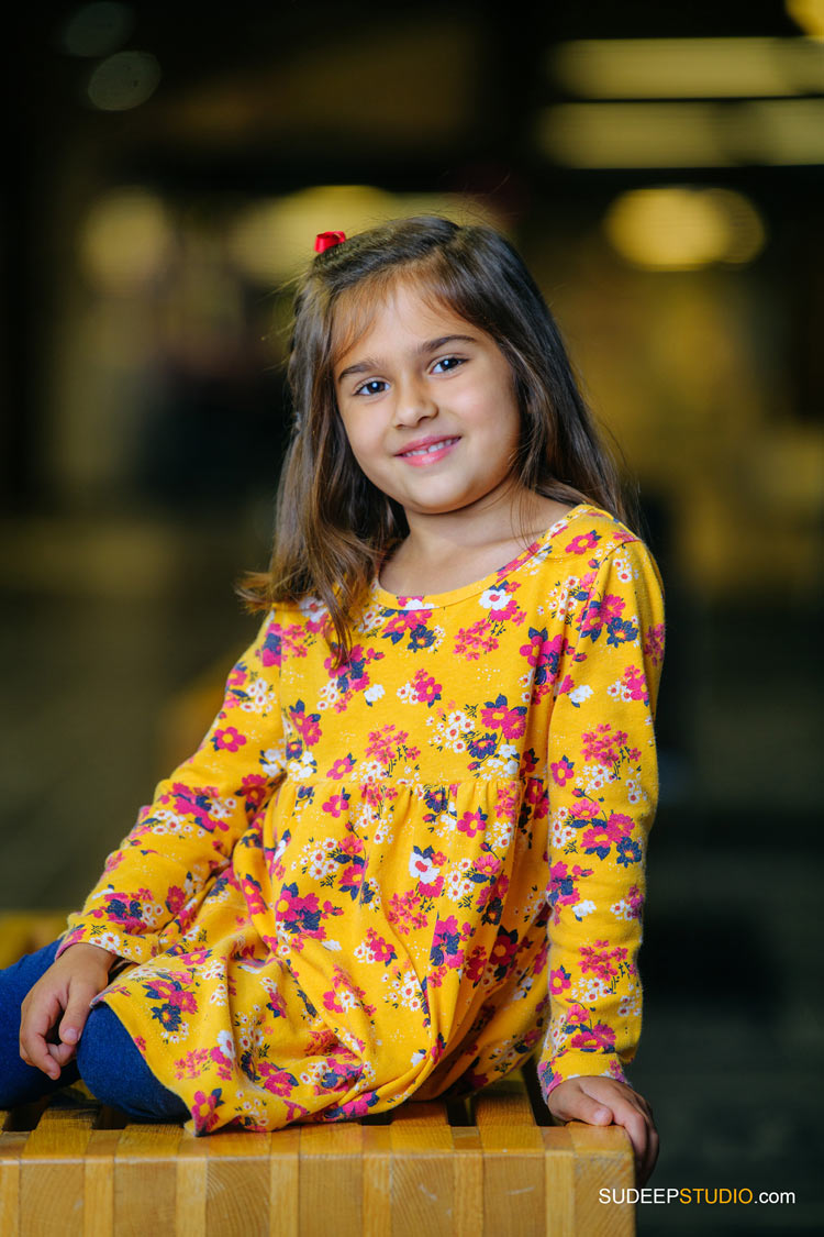 Family Pictures with  Kids Young Girl by SudeepStudio.com Ann Arbor Family Portrait Photographer