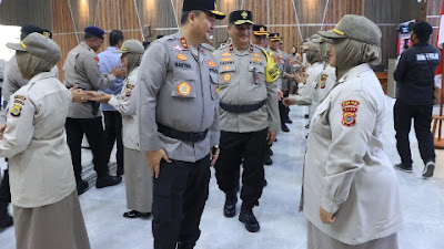 Kapolda Aceh Pimpin Upacara Laporan Kenaikan Pangkat PNS Polri