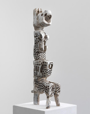 Klaus Hack - esculturas chidas en madera, arte inspirador abstracto, figuras organicas