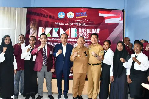 Mahasiswa Terinspirasi Kisah Prof Zudan Saat Menyampaikan Orasi Ilmiah: Ayah Guru, Ibu Penjual Jamu