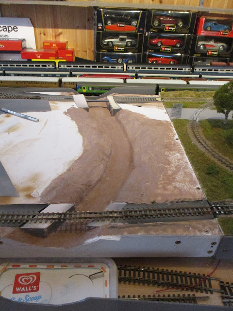 009 narrow gauge model railway layout