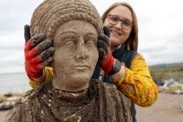 Rare Roman statues found under Medieval Church site in England