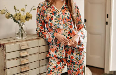 Best Pajamas for Women to Give as The Coziest Holiday Gifts This Year