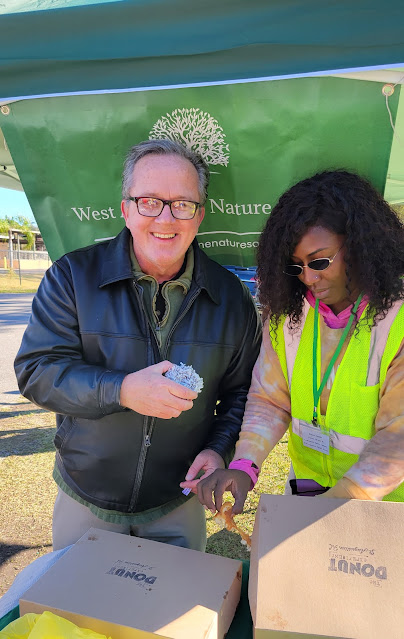 Joe Cinney from Learn To Read St. Johns and Kierra Smith West Augustine Nature Society Parent Advisor at the MLK Clean Up Event