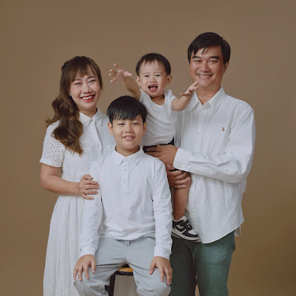 Về "gia đình vivu"