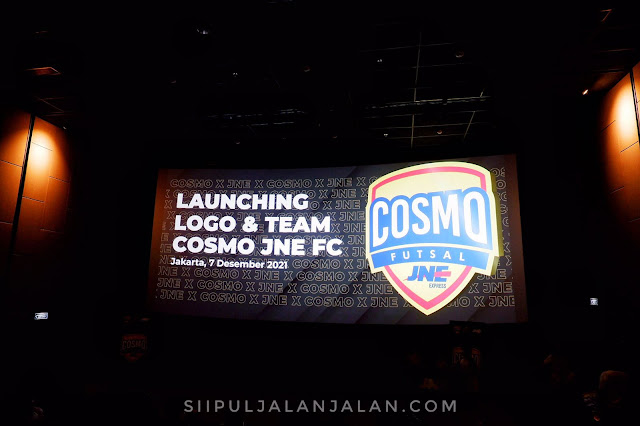 Logo Baru Cosmo JNE Futsal Club