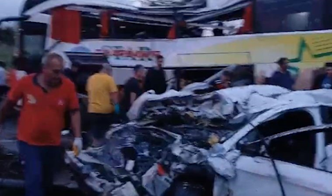    Mersin-Adana yolunda zincirleme kaza: Çok sayıda ölü var! Validen açıklama geldi