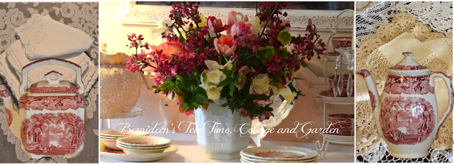 Bernideen's Tea Time, Cottage and Garden