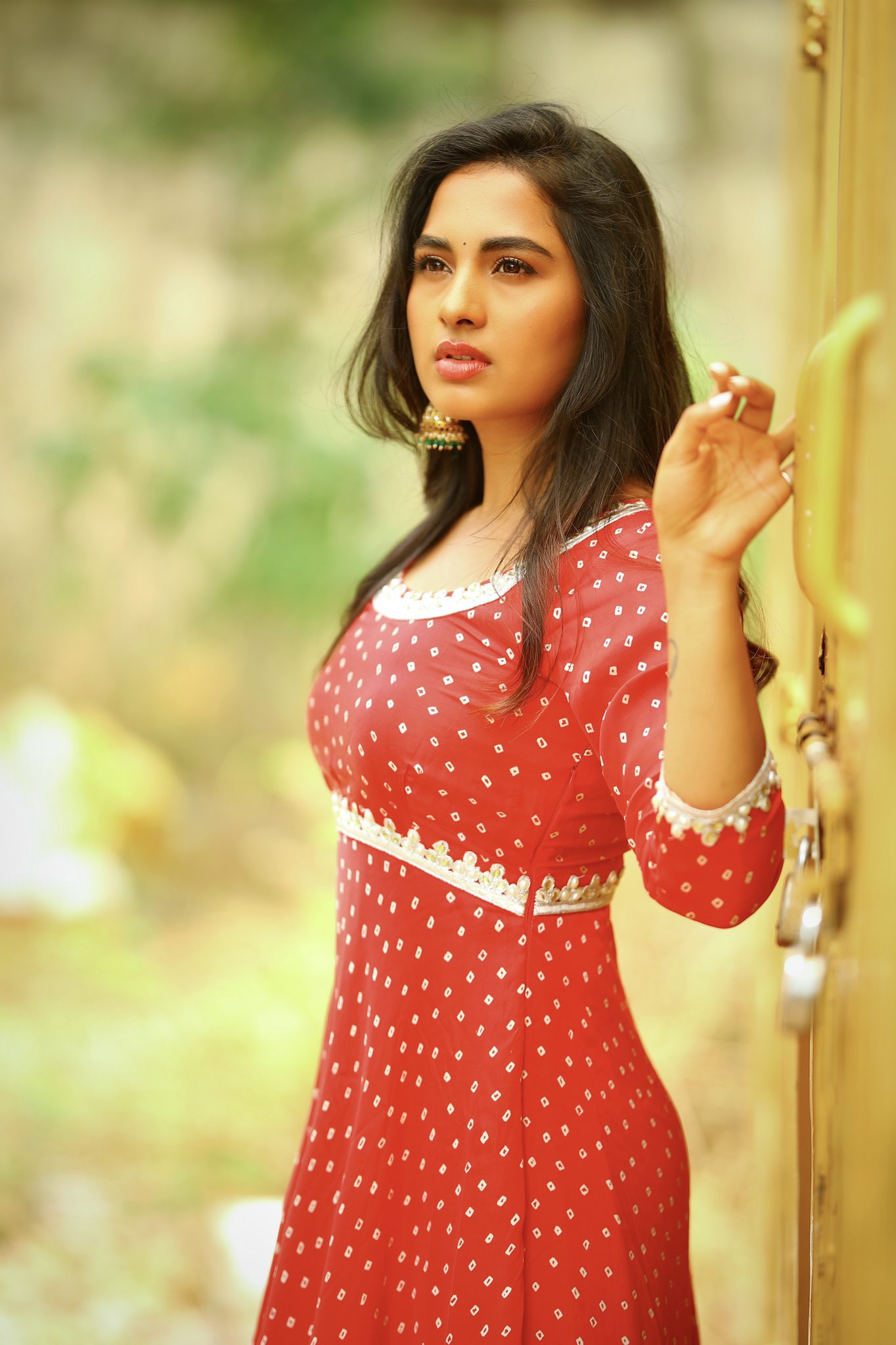 Srushti Dange HD UHD Photo