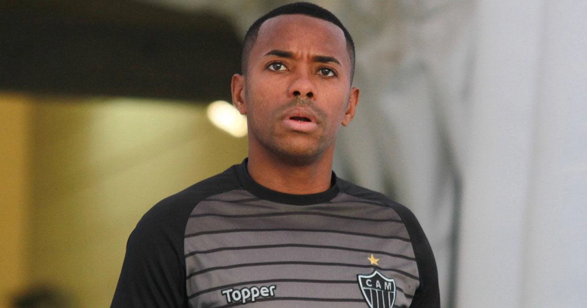 Italy issues arrest warrant for Robinho after rape sentence