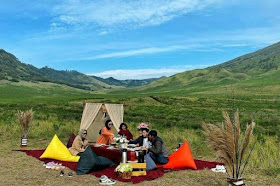 Paket Picnic Breakfast di Gunung Bromo