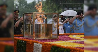 India-gate-Amar-Jawan-Jyoti-merged-news