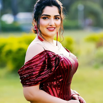 amrapali dubey photo