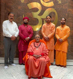चुनाव में शत प्रतिशत मतदान का लें संकल्प= महामंडलेश्वर स्वामी हंसाराम उदासीन।