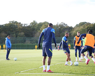 Antonio Conte watches on in his first Tottenham training session!