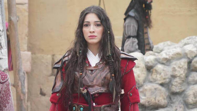 معلومات وحقائق عن مريم بطلة مسلسل بربروس Barbaroslar | الممثلة الجميلة جيمري جومالي CEMRE GÜMELİ