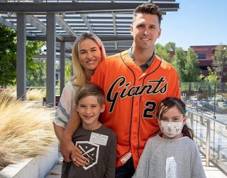 Buster Posey with his wife Kristen Posey & their twins kids