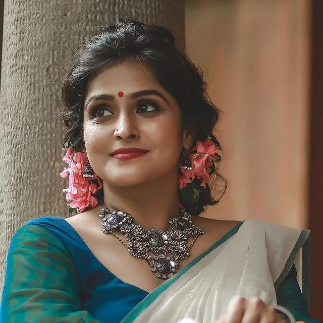 Remya Nambeesan Saree Photos