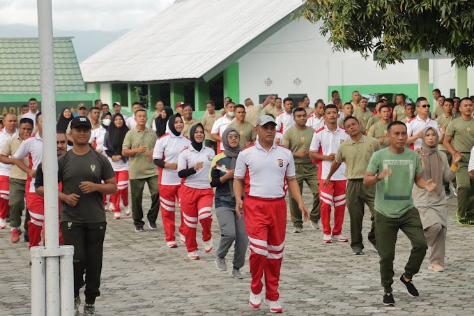 Jalin Sinerginitas TNI, Polri,Forkopimda, Kota Namlea, Giat Senam Bersama.
