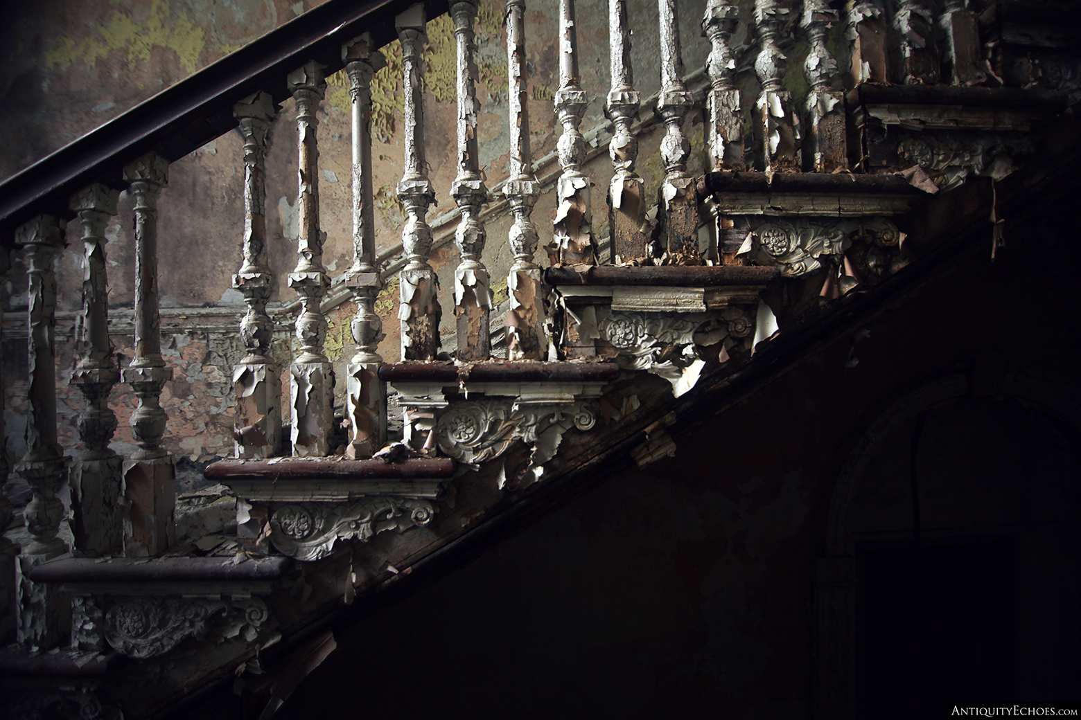 Woodburne Mansion - Peeling Staircase Detail