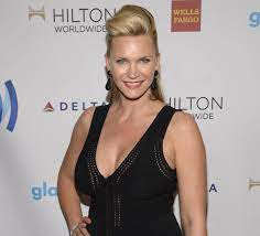 Natasha Henstridge Net Worth, Income, Salary, Earnings, Biography, How much money make?