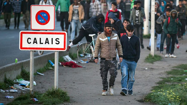 Migrants de Calais : 1,28 milliard d’euros pour donner « l’illusion d’un contrôle de la frontière », pointe un rapport