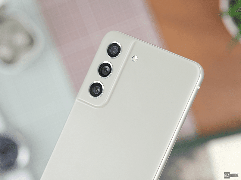 Rear triple cameras