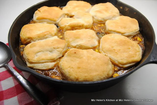 Southwest Chicken Pot Pie at Miz Helen's Country Cottage