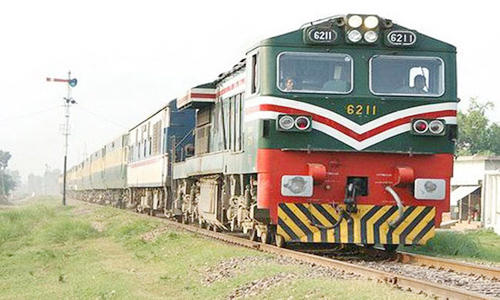 A fire broke out in the engine of a train going from Karachi to Sialkot