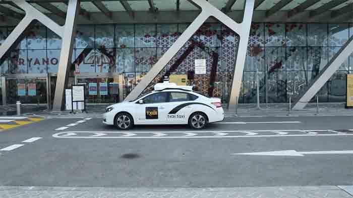 Abu Dhabi, Gulf, News, UAE, Taxi Fares, Travel, Vehicles, Taxi, Drver, Driverles car, UAE’s first driverless taxi completes initial phase of trials.