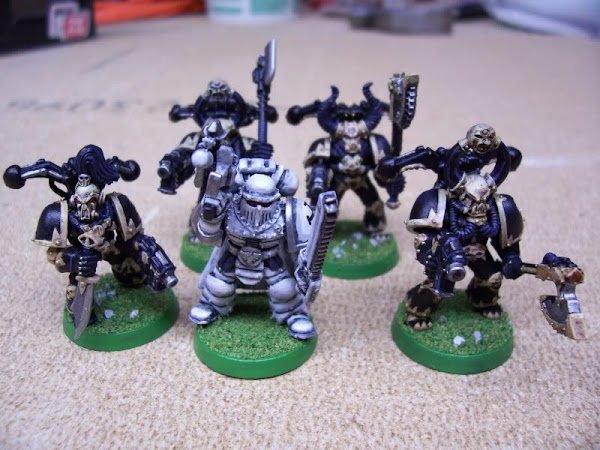 Warhammer 40k Chaos Space Marines painted