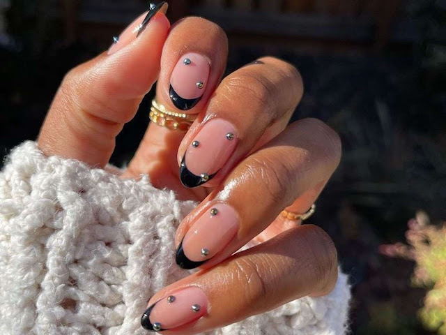 Black French Tips Nail