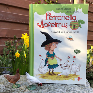 Buch Petronella Apfelmus - Krawall im Hühnerstall