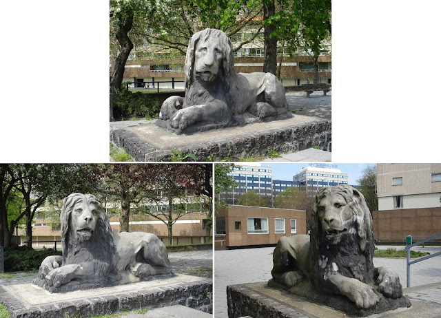 3 van de 4 Leeuwen aan de Maasboulevard (2007)