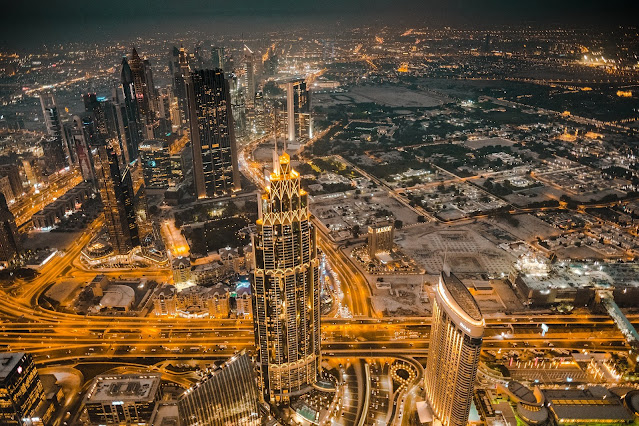 Dubai de noche